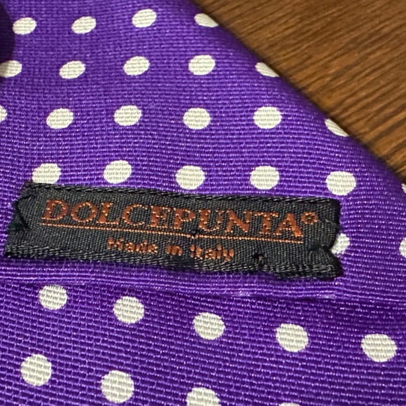 AUTHENTIC DOLCEPUNTA 100% SILK NECKTIE PURPLE w/WHITE POLKA DOTS - Picture 5 of 5